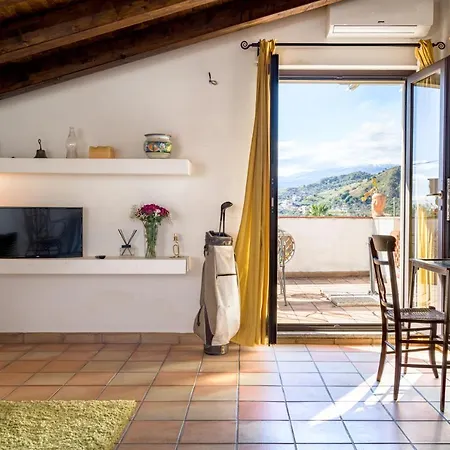 빌라 Tina 타오르미나